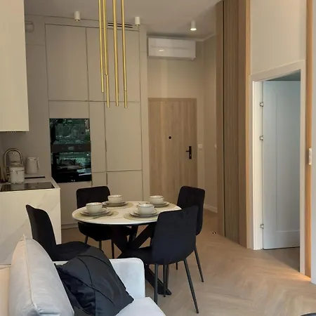 Omega New 아파트 올슈틴